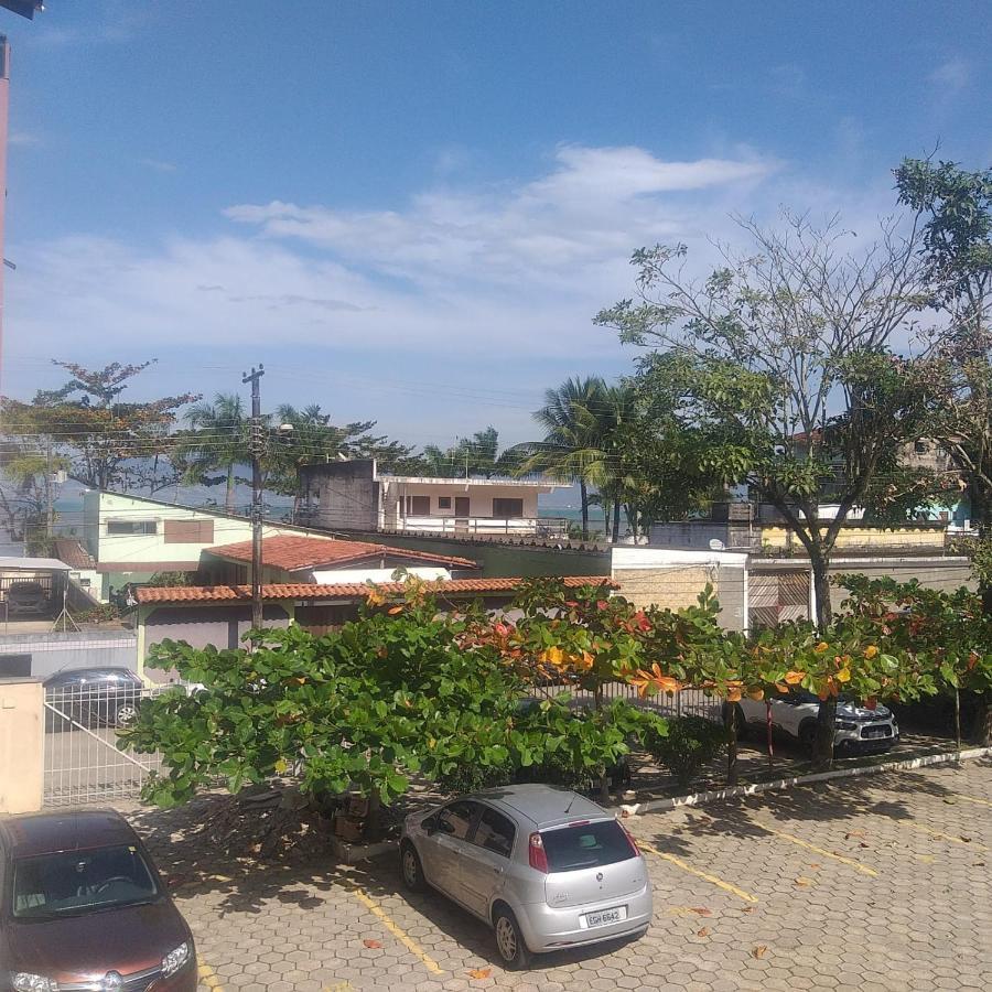 Apartamento Dona Frida Prainha com WiFi recém reformado Caraguatatuba Extérieur photo